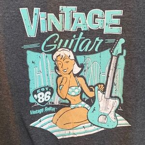 Vintage Guitar T-shirt  🎸 Beach Blonde pin up Girl w mint color guitar, size L